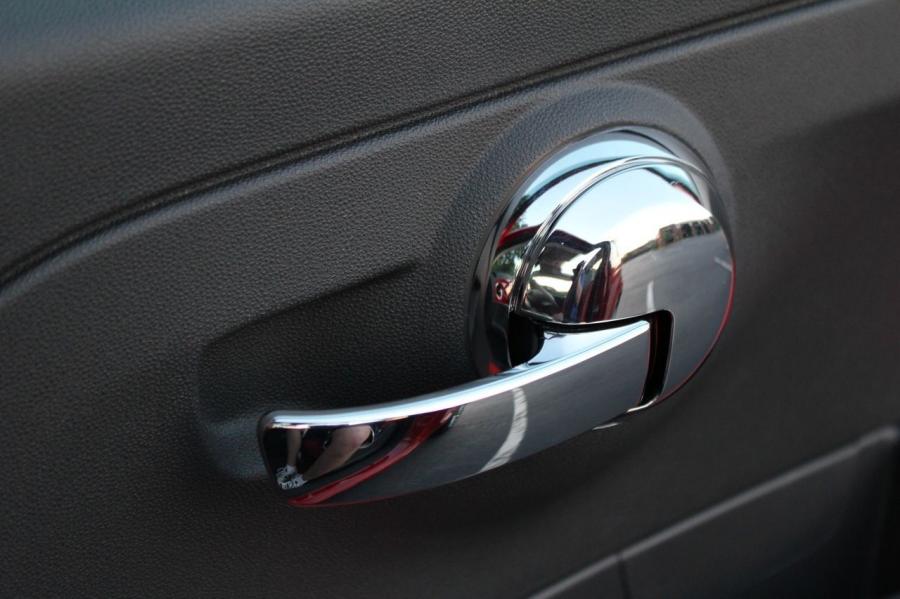  Fiat 500C 2012 года  (фото 54 из 98)